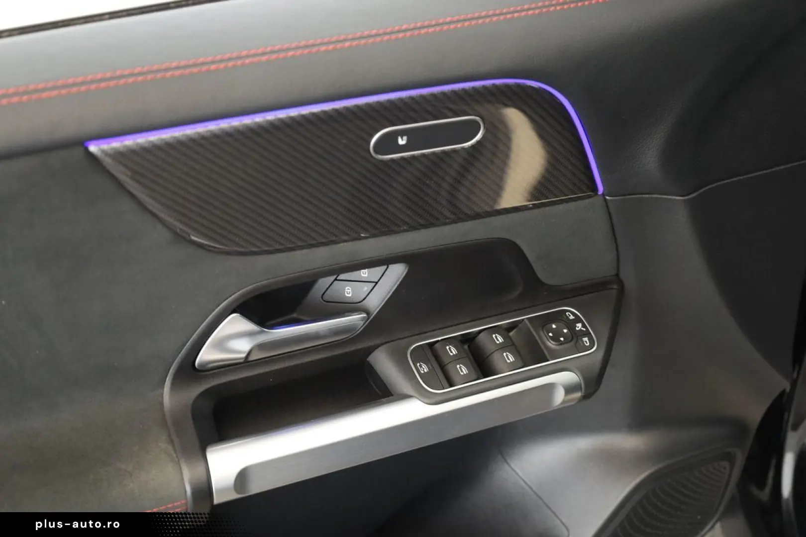 MERCEDES-BENZ GLB 250 8G AMG 7S LED Pano Digi Navi A&hellip;