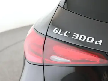 MERCEDES-BENZ GLC 300 d 4M AMG Advanced Night DIGITA&hellip;