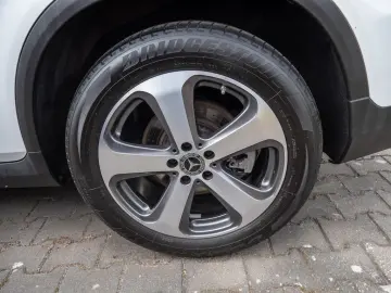 MERCEDES-BENZ GLC 400 d 4M Distr. LED Navi Luftf. Ka&hellip;