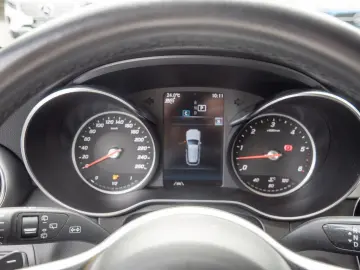 MERCEDES-BENZ GLC 400 d 4M Distr. LED Navi Luftf. Ka&hellip;