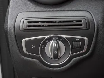 MERCEDES-BENZ GLC 400 d 4M Distr. LED Navi Luftf. Ka&hellip;