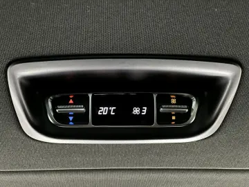 MERCEDES-BENZ V 300 d EDITION AMG lang Night el.Türe&hellip;