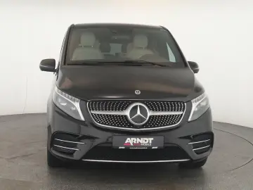 MERCEDES-BENZ V 300 d 4M lang Avantgarde AMG 7S Pano&hellip;