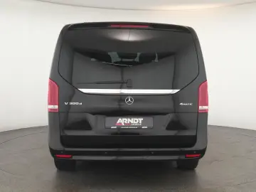 MERCEDES-BENZ V 300 d 4M lang Avantgarde AMG 7S Pano&hellip;