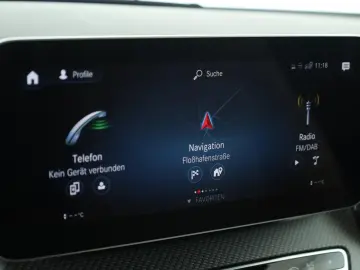 MERCEDES-BENZ V 300 d 4M lang Avantgarde AMG 7S Pano&hellip;