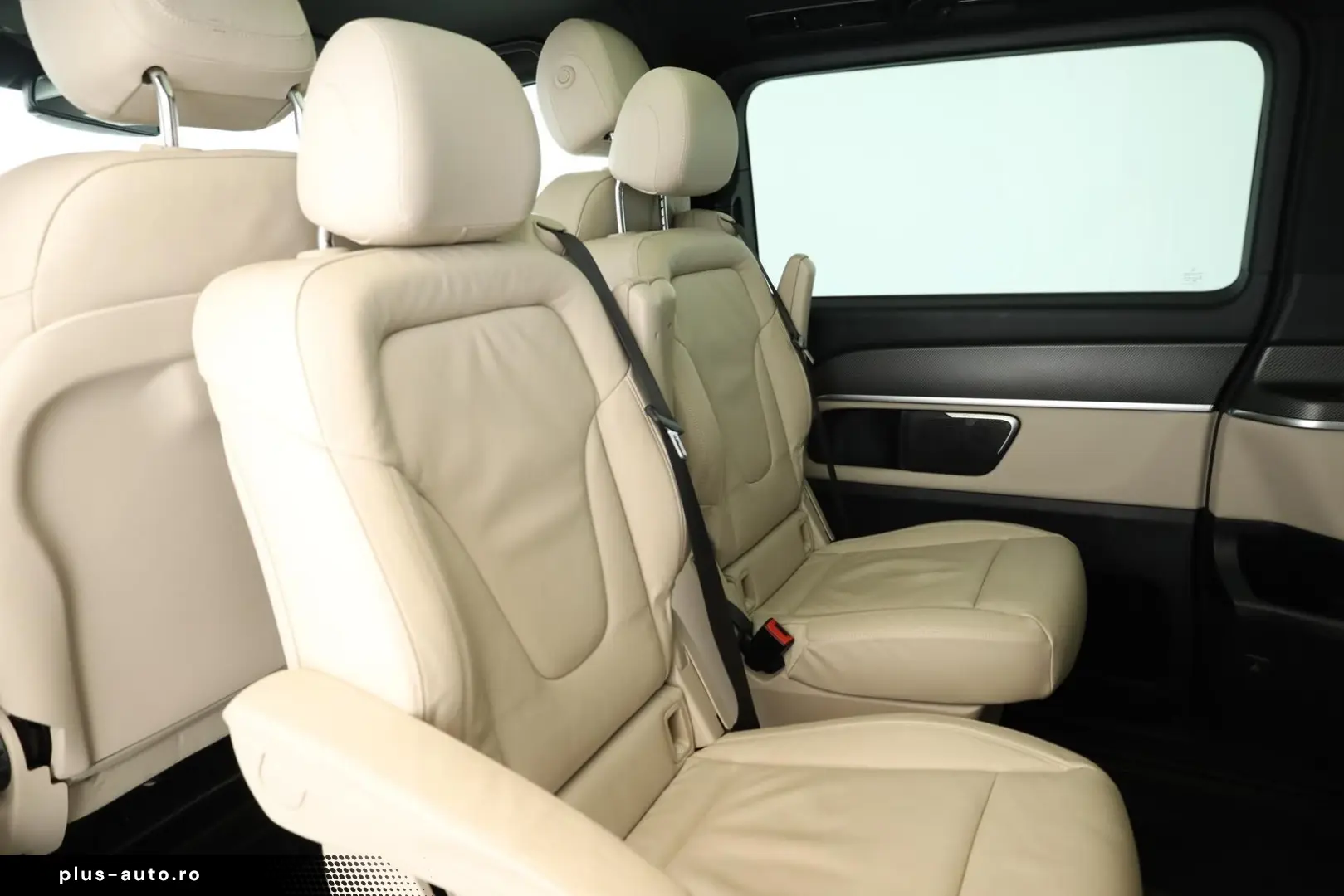 MERCEDES-BENZ V 300 d 4M lang Avantgarde AMG 7S Pano&hellip;