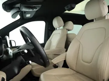 MERCEDES-BENZ V 300 d 4M lang Avantgarde AMG 7S Pano&hellip;