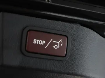 MERCEDES-BENZ V 300 d 4M lang Avantgarde AMG 7S Pano&hellip;