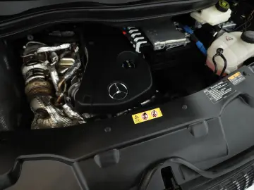 MERCEDES-BENZ V 300 d 4M lang Avantgarde AMG 7S Pano&hellip;