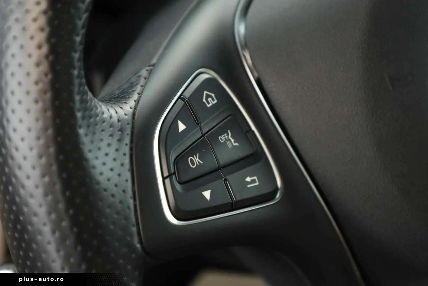 MERCEDES-BENZ V 300 d 4M lang Avantgarde AMG 7S Pano&hellip;