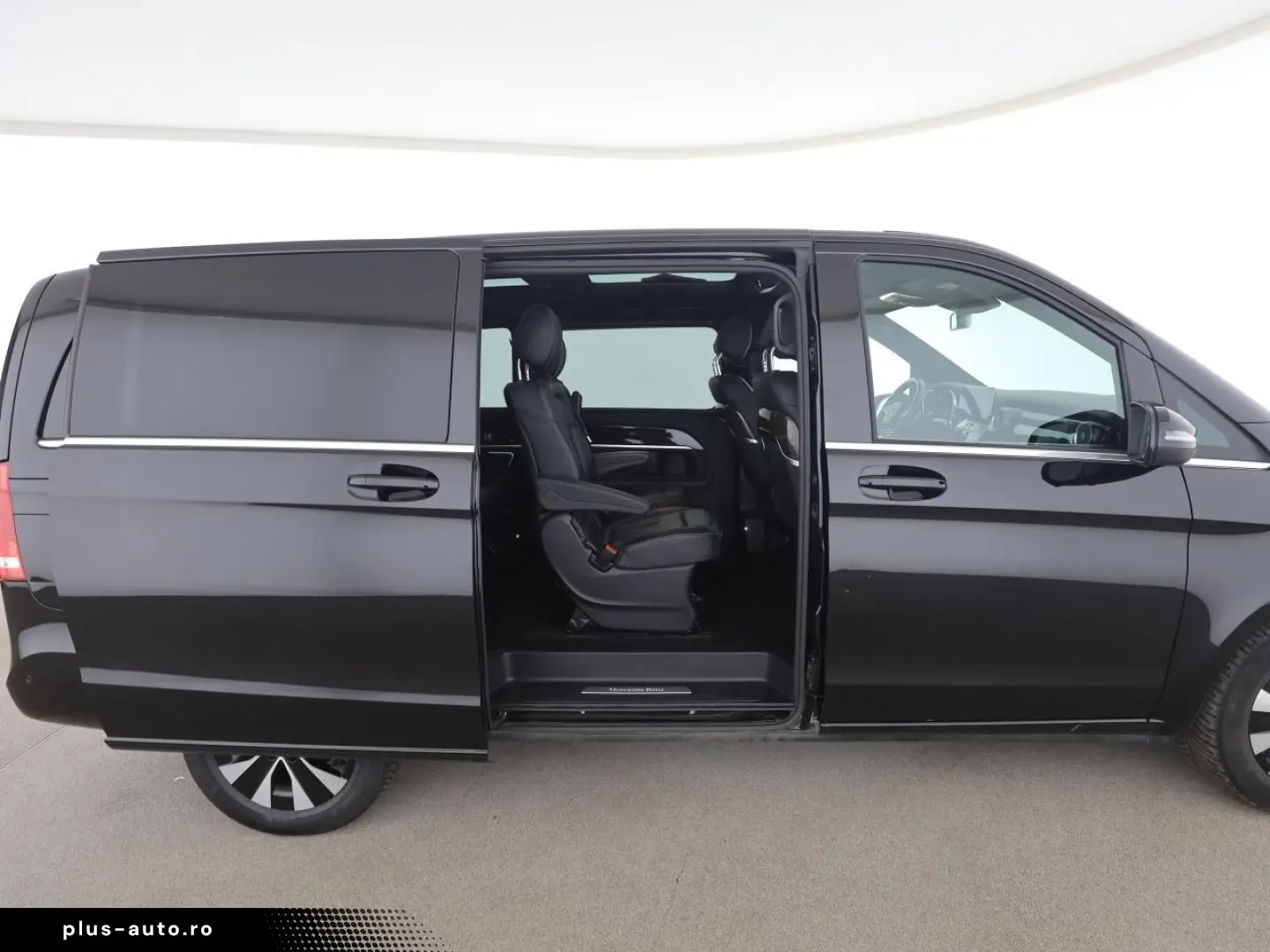 MERCEDES-BENZ V 300 d Lang 4M Avantgarde Pano Distr. AHK ILS