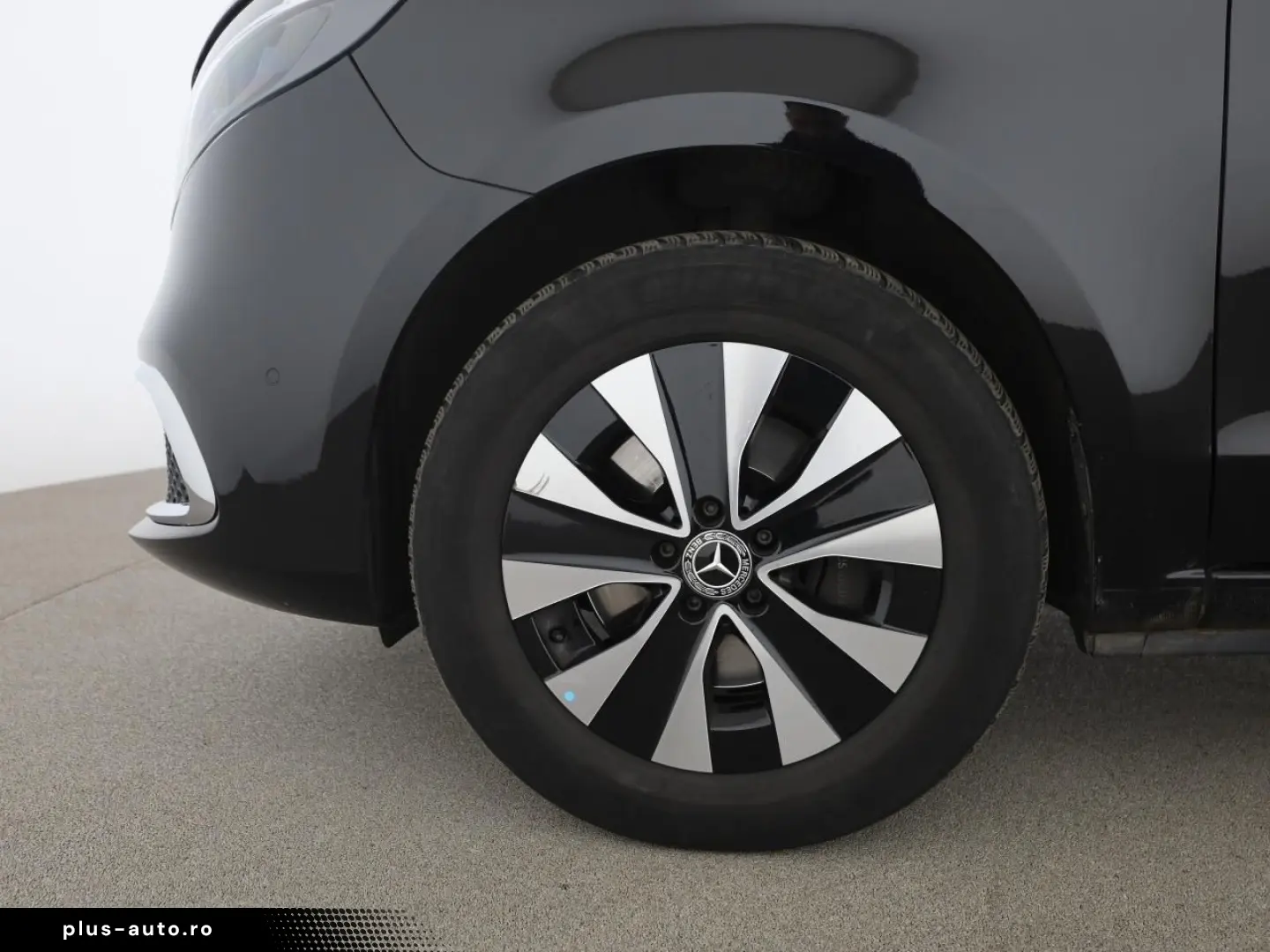 MERCEDES-BENZ V 300 d Lang 4M Avantgarde Pano Distr. AHK ILS