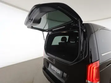 MERCEDES-BENZ V 300 d Lang 4M Avantgarde Pano Distr. AHK ILS