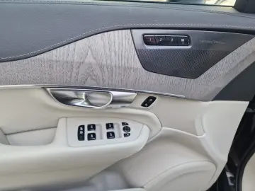 Volvo XC90 T8 Recharge Ultimate DARK 7S 310 CP Aut 8tr