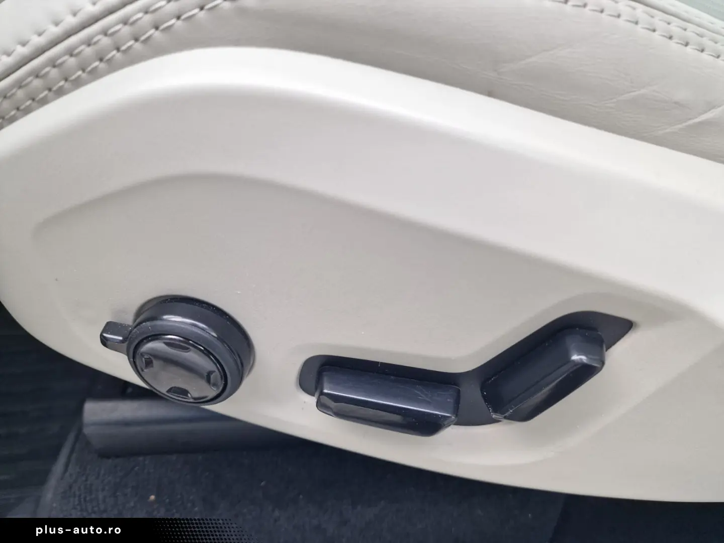 Volvo XC90 T8 Recharge Ultimate DARK 7S 310 CP Aut 8tr