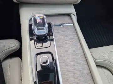 Volvo XC90 T8 Recharge Ultimate DARK 7S 310 CP Aut 8tr