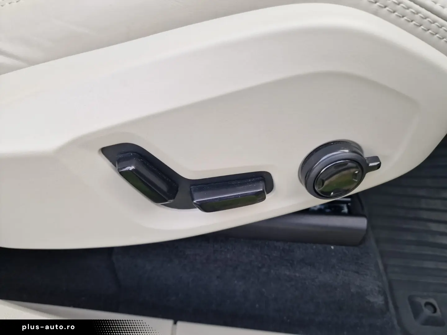 Volvo XC90 T8 Recharge Ultimate DARK 7S 310 CP Aut 8tr