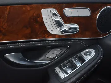 MERCEDES-BENZ GLC 250D  4Matic Exlusive Panoramadach&hellip;