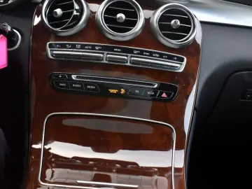 MERCEDES-BENZ GLC 250D  4Matic Exlusive Panoramadach&hellip;