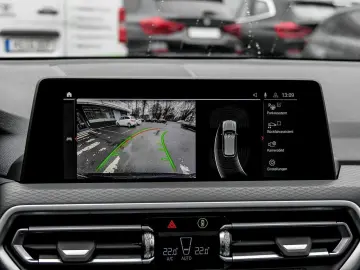 BMW X3 xDrive20d M SPORT HuD AHK PANO DA PA