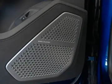 LAMBORGHINI Urus 4.0 V8