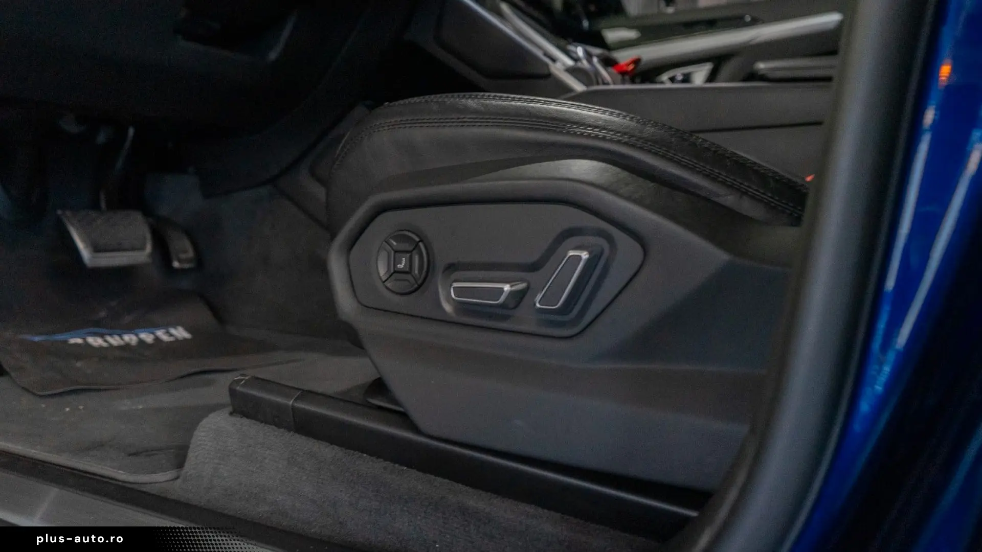 LAMBORGHINI Urus 4.0 V8