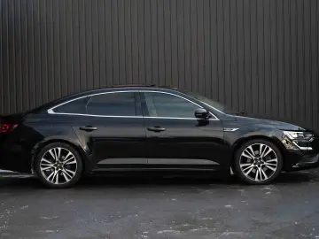 Renault Talisman Blue dCi EDC Initial Paris