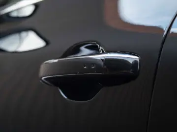 Renault Talisman Blue dCi EDC Initial Paris