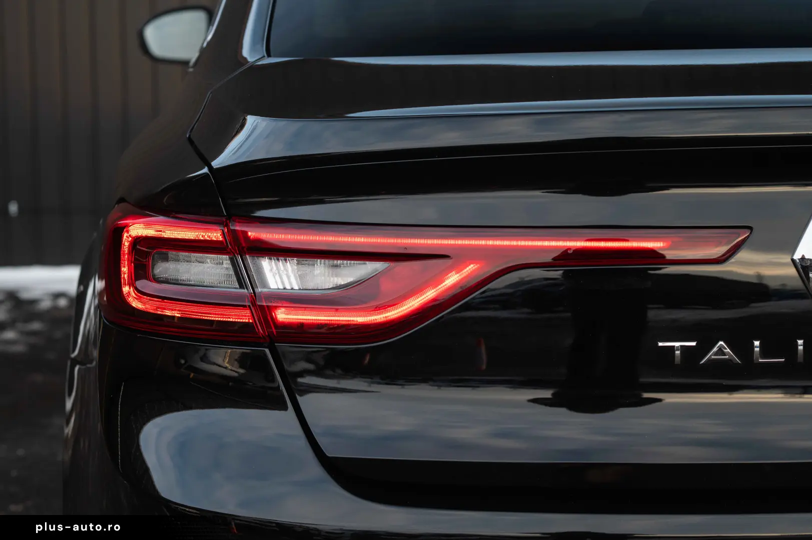 Renault Talisman Blue dCi EDC Initial Paris