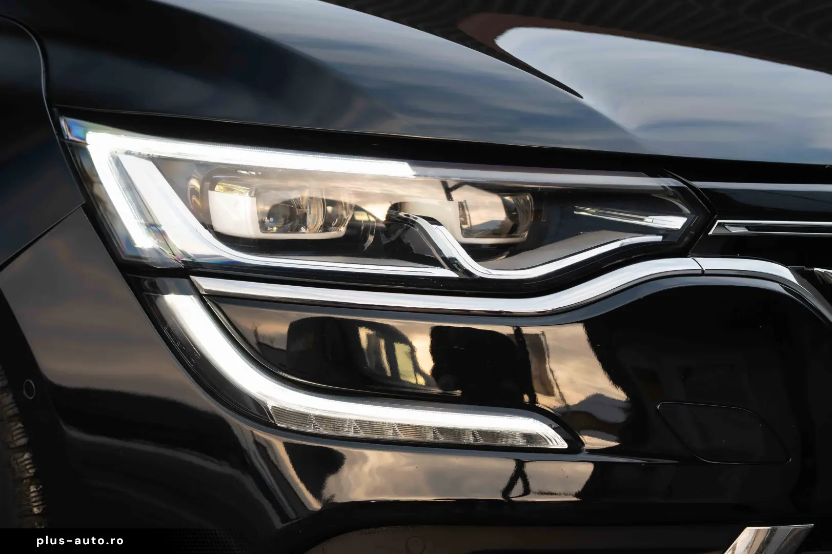 Renault Talisman Blue dCi EDC Initial Paris