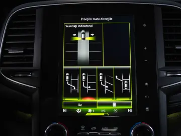 Renault Talisman Blue dCi EDC Initial Paris