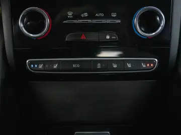 Renault Talisman Blue dCi EDC Initial Paris