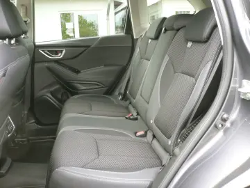 SUBARU Forester 2.0ie