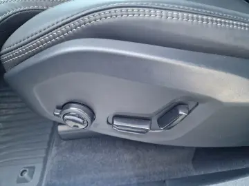 Volvo XC90 Ultra Dark T8 AT8 eAWD