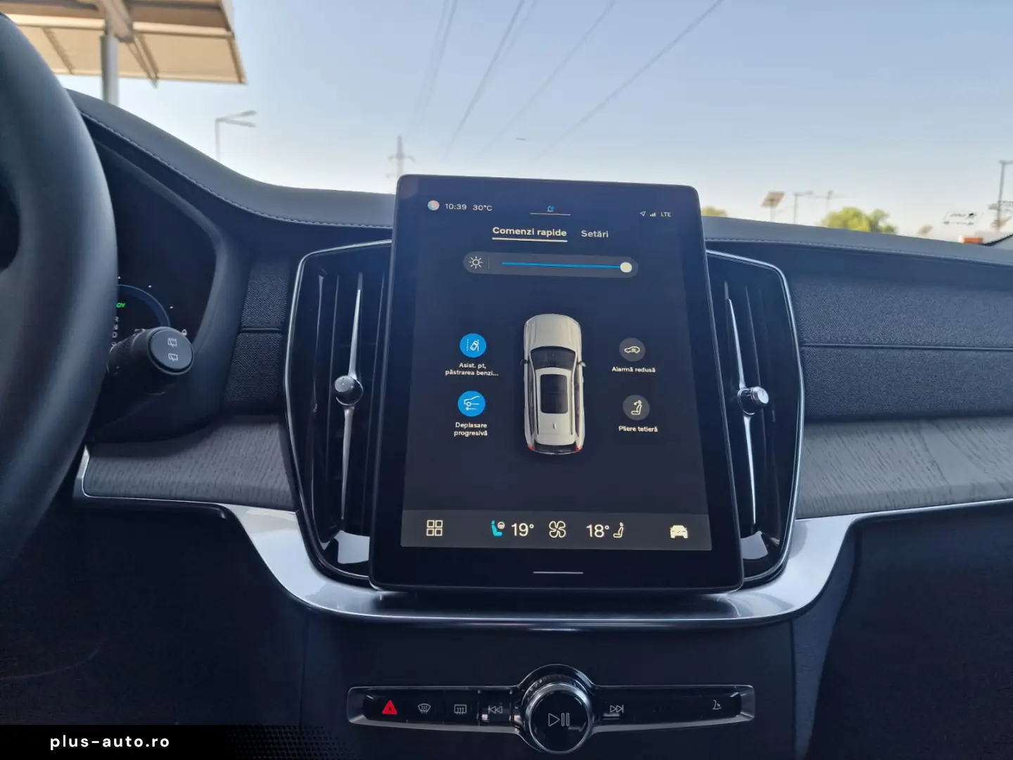 Volvo XC90 Ultra Dark T8 AT8 eAWD