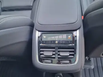 Volvo XC90 Ultra Dark T8 AT8 eAWD