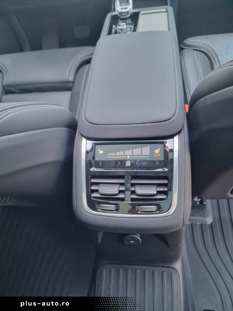 Volvo XC90 Ultra Dark T8 AT8 eAWD