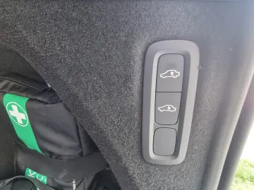 Volvo XC90 Ultra Dark T8 AT8 eAWD