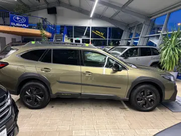 SUBARU OUTBACK Outback Edition Exclusive Cross