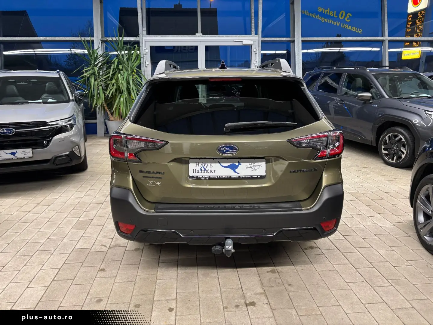 SUBARU OUTBACK Outback Edition Exclusive Cross