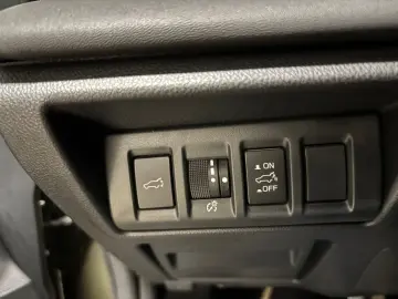 SUBARU OUTBACK Outback Edition Exclusive Cross