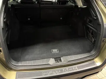 SUBARU OUTBACK Outback Edition Exclusive Cross