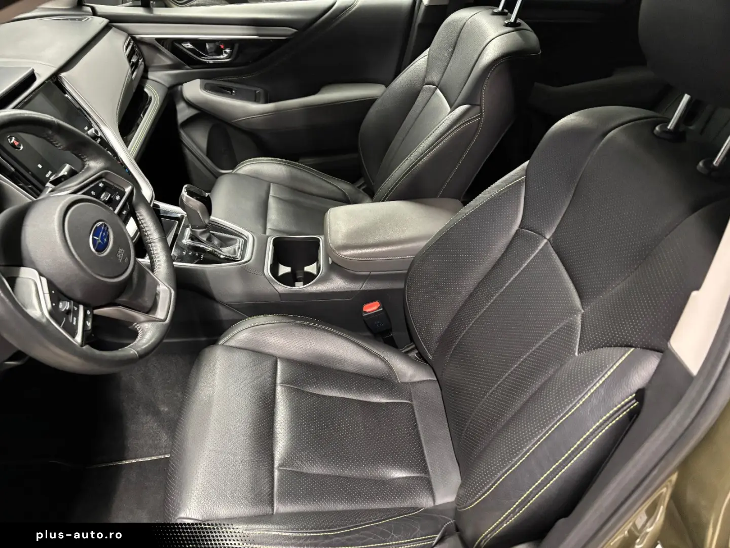 SUBARU OUTBACK Outback Edition Exclusive Cross