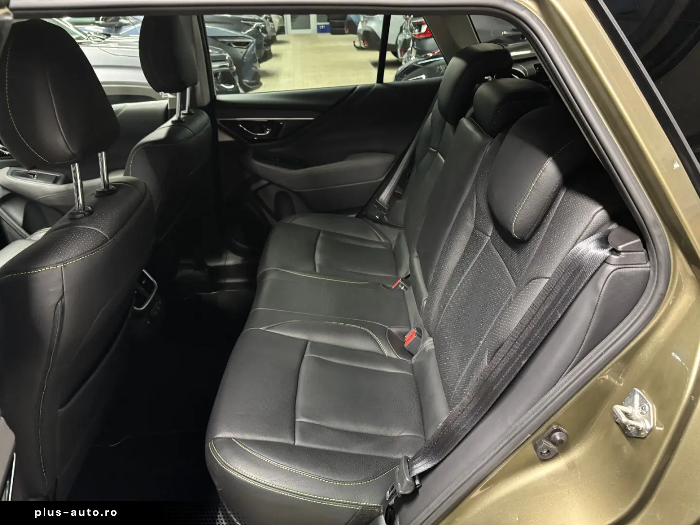 SUBARU OUTBACK Outback Edition Exclusive Cross