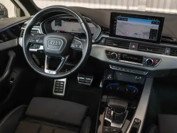 Audi A4 Avant 40 TDI S tronic S line