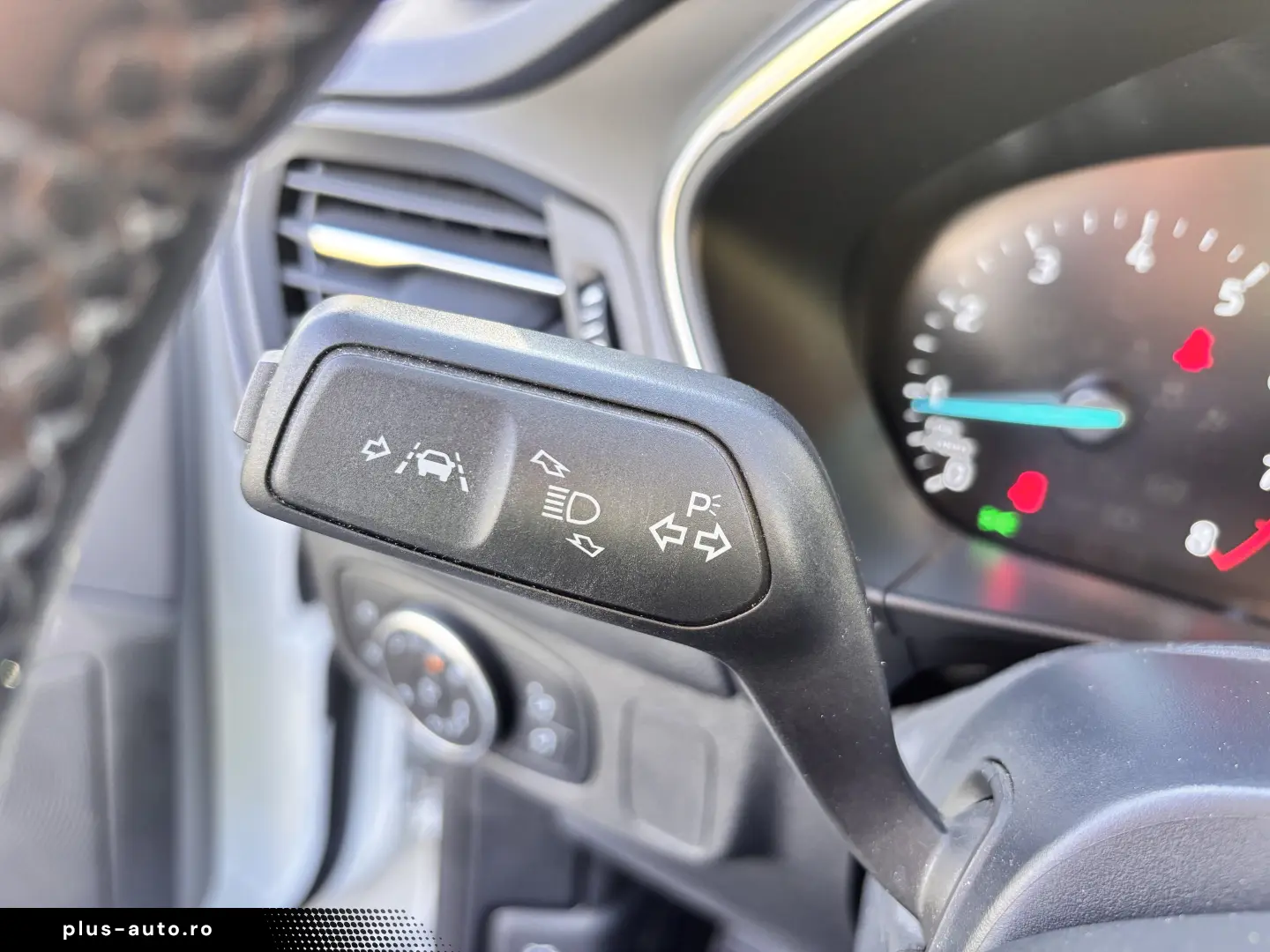 FORD FOCUS 1.0 ECOBOOST 155 CP MHEV   HYBRID