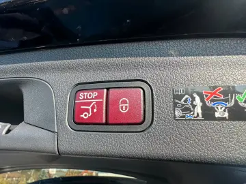 Mercedes-Benz GLE 300d 4M AMG PANO LUFT HUD BELÜF AHK BURM