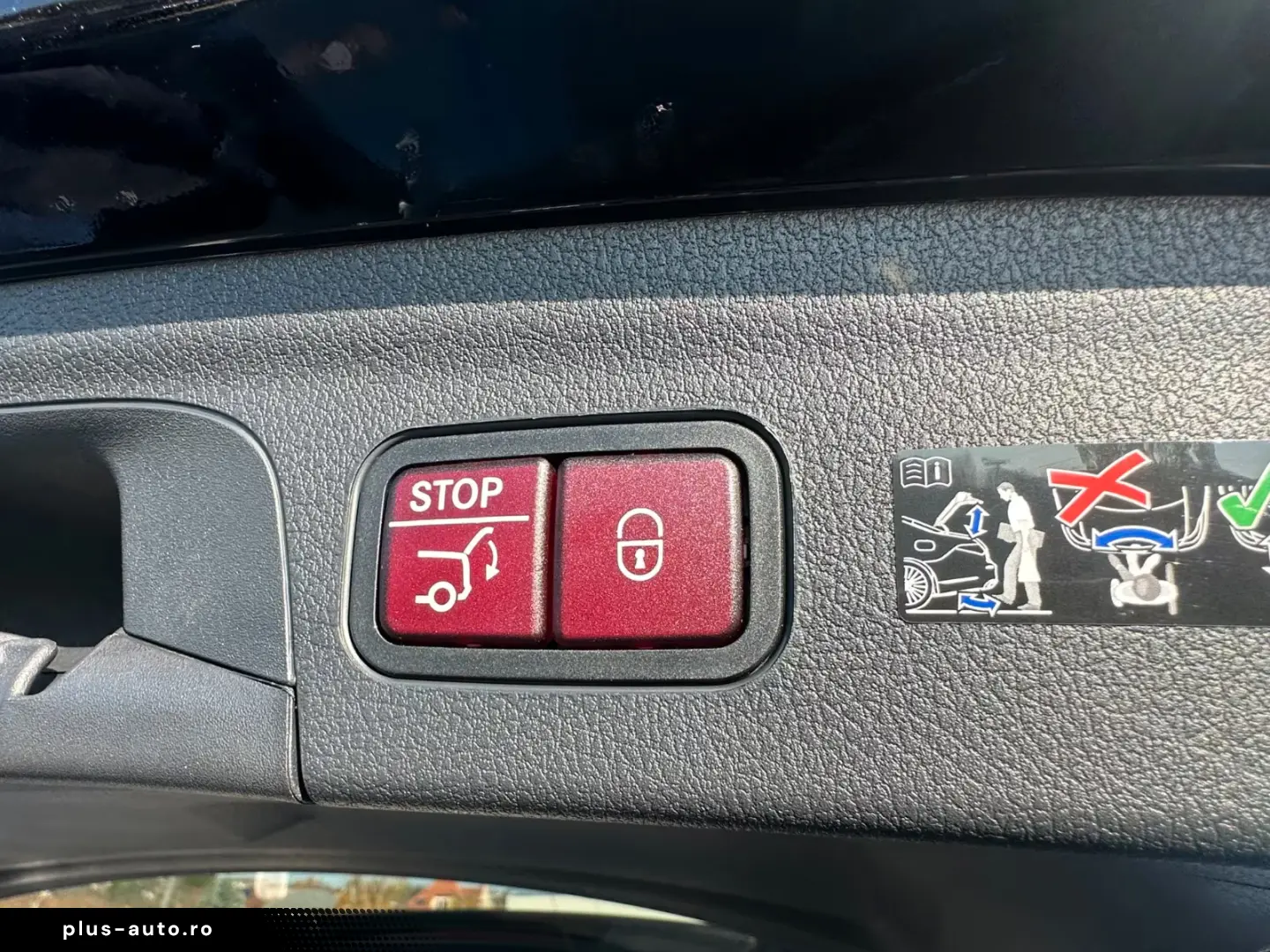 Mercedes-Benz GLE 300d 4M AMG PANO LUFT HUD BELÜF AHK BURM