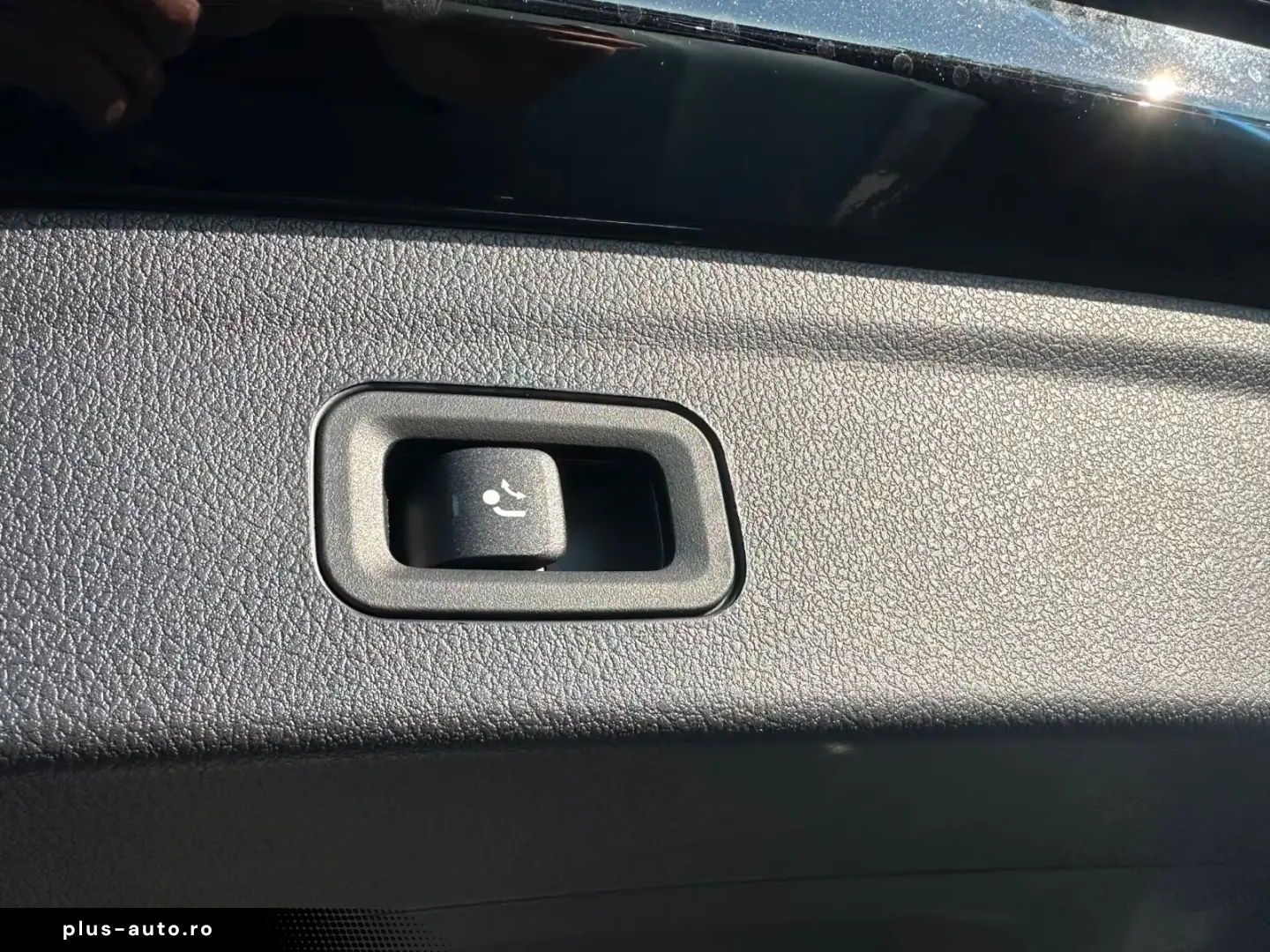 Mercedes-Benz GLE 300d 4M AMG PANO LUFT HUD BELÜF AHK BURM