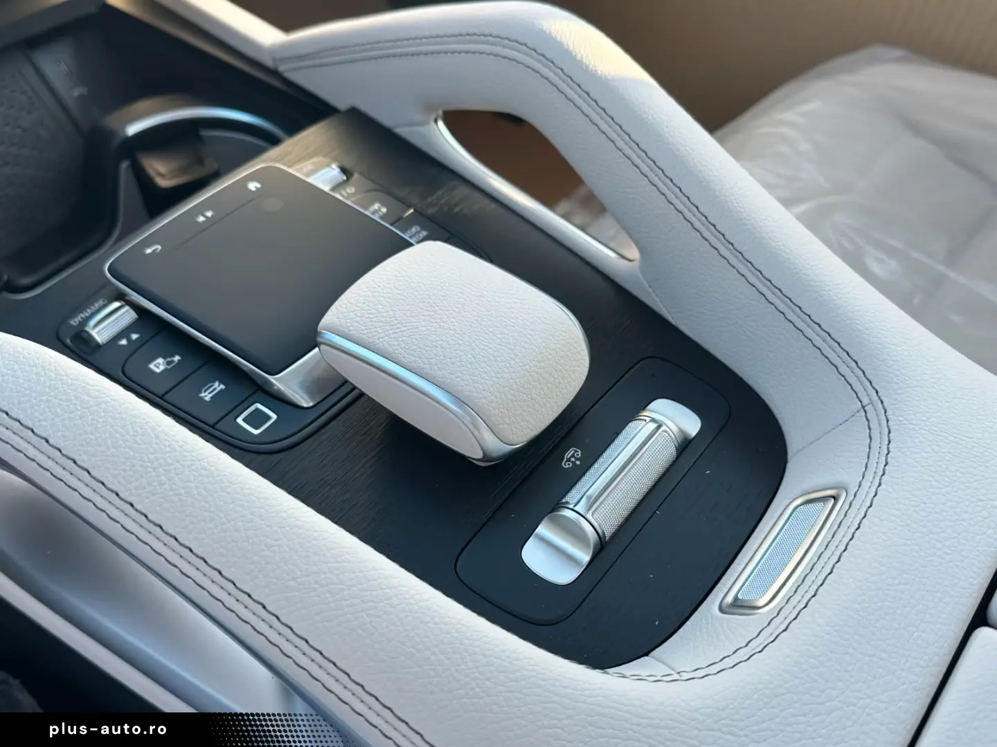 Mercedes-Benz GLE 300d 4M AMG PANO LUFT HUD BELÜF AHK BURM